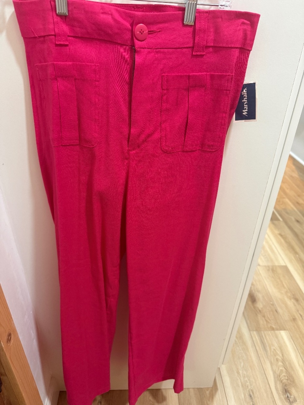 Women’s Nicole Miller size 8 pocket patch fuchsia pants NWT